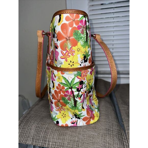 Dooney Bourke Disney Aulani Minnie Mouse Paradise Tropical Floral Large Tote Bag - Picture 6 of 12